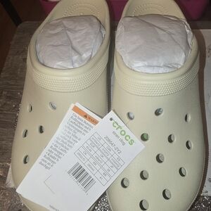 Crocs Classic Clogs in Cream